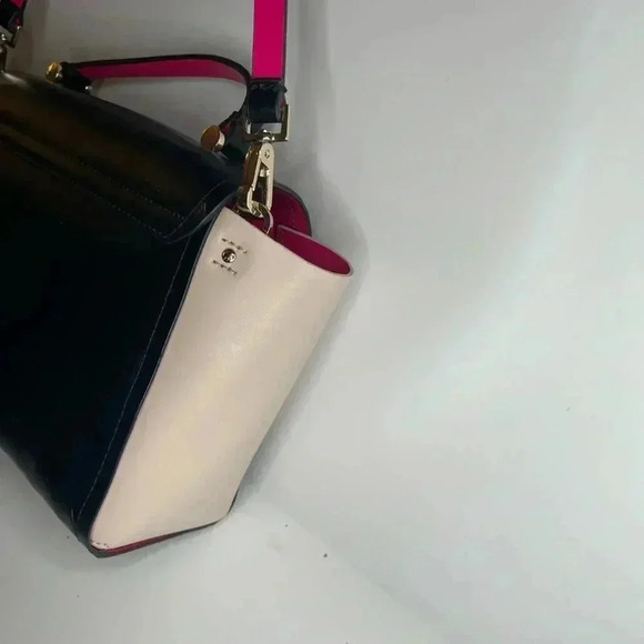 Kate Spade Arbor Hill Charlene LEATHER Black/ Baby Pink CROSSBODY Handbag - Picture 4 of 9